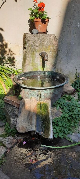 Brunnen im Hof